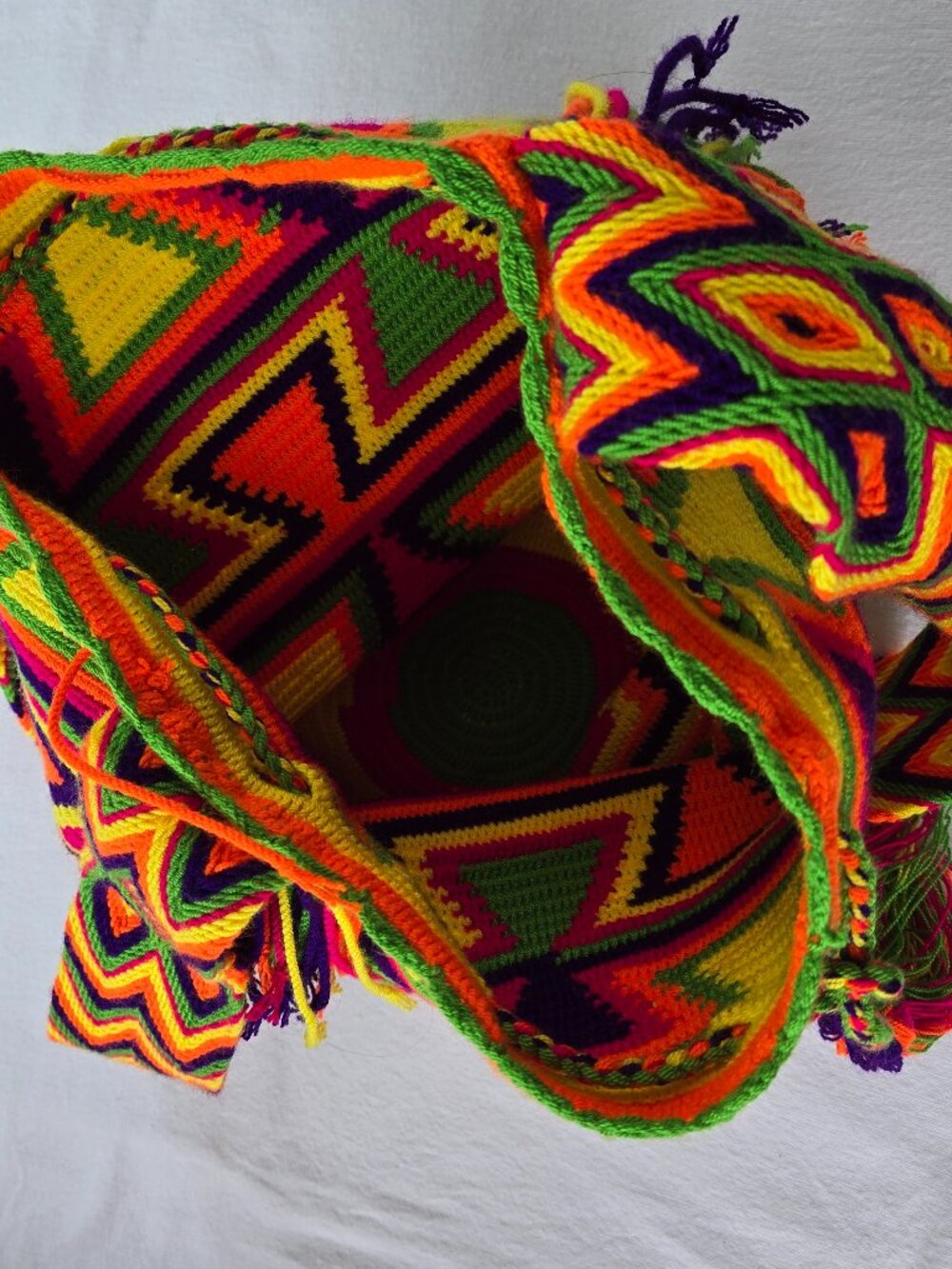 Wayuu Mochila Neon Bucket Purse Boho Chic Multicolor Pom Pom Handmade Crochet - Picture 4 of 7